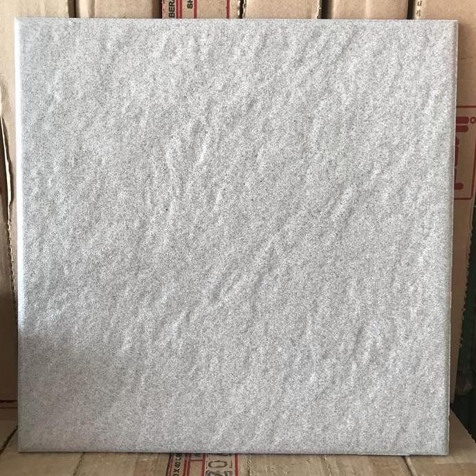 Keramik 30x30 abu kasar/ keramik lantai kamar mandi/ keramik garasi BEST SELLER