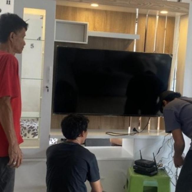 Lemari Partisi Sekat Ruang Tamu 2 Muka Modern Minimalis Premium