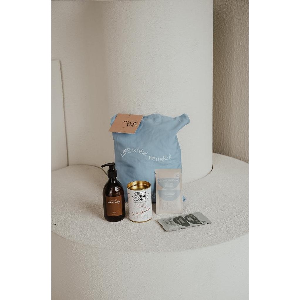 

siap kirim ginger- thegifthings birthday hampers / farewell gift / goodie bag