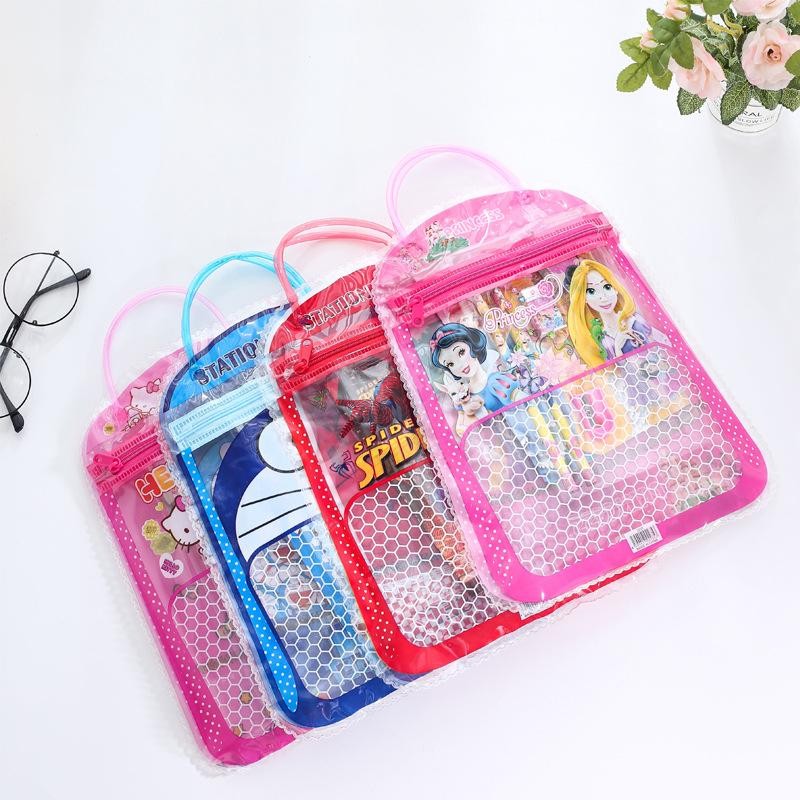 

Wm Alat Tulis Set Tas & Pouch 7In1 Karakter / Peralatan Lengkap Penggaris Pensil Penghapus Buku Rautan Motif Lucu / Paket Lengkap Menulis Anak Hadiah Kado Ulang Tahun / Mini Stationery Set Character 7 Pcs