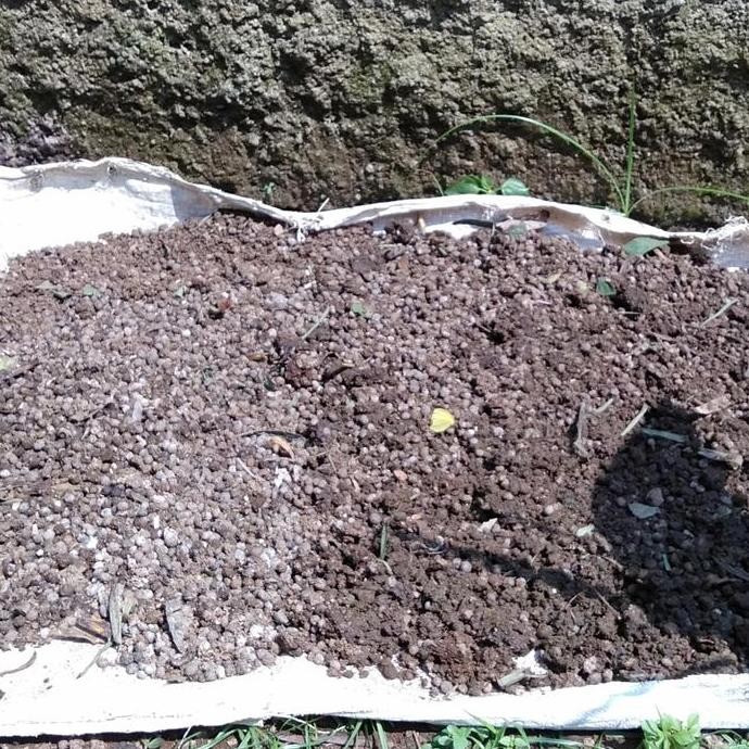 

Terlaris Kotoran Hewan Kelinci Pupuk Kandang Kering Kohe Kering Perkarung 30 Kg