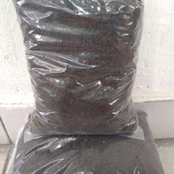 

Terlaris Pupuk Kandang Kambing Halus Organik Murni Siap Pakai / Media Tanam 1Kg