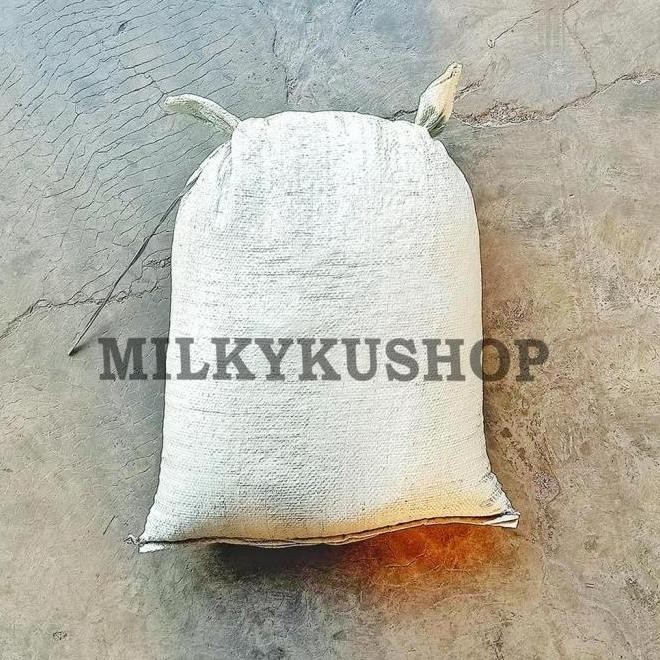

Terlaris Ankn Pupuk Kandang Kambing Butir Kasar Organik Via Gosend Grab