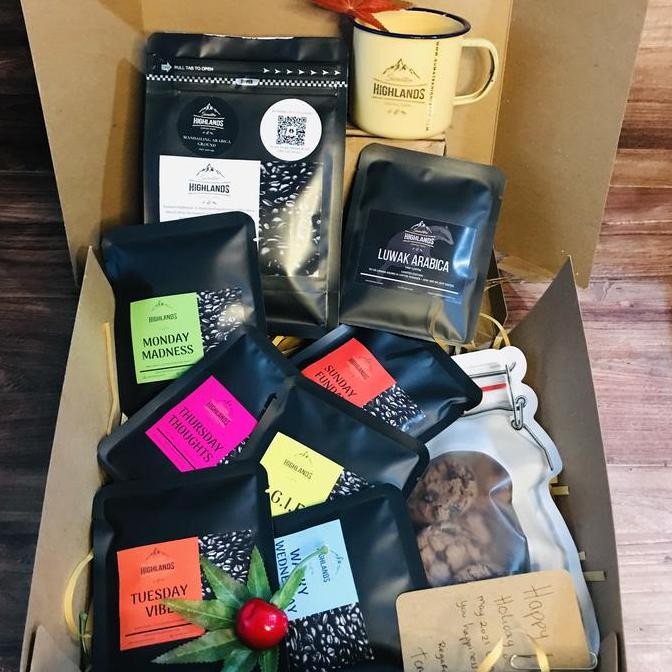

HAMPERS KOPI- KOPI BUBUK ARABICA , PAKET KOPI SPESIAL DAN COOKIE