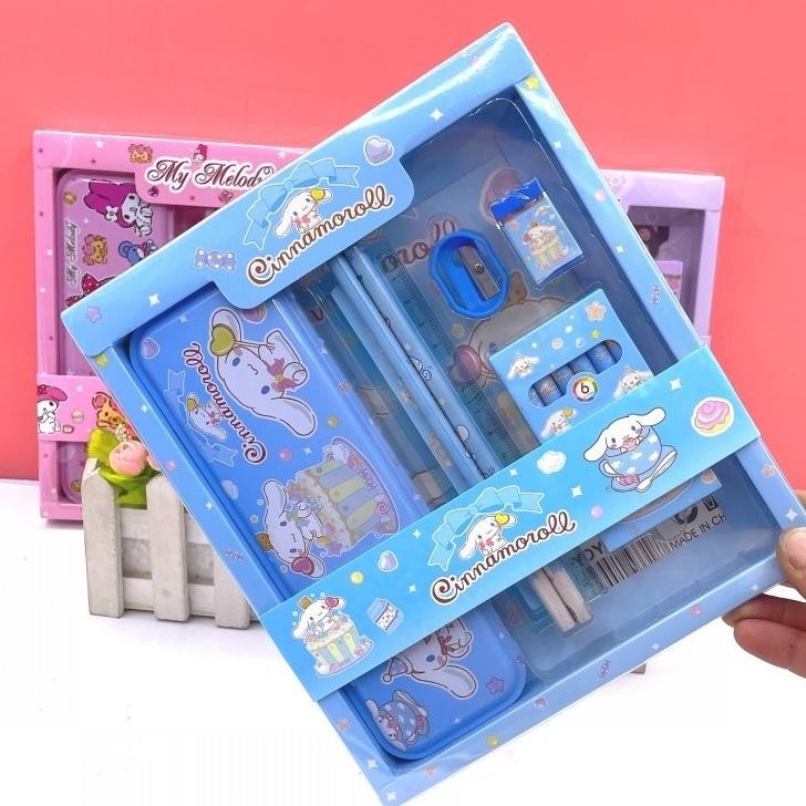 

Rwet-23 Tempat Pencil