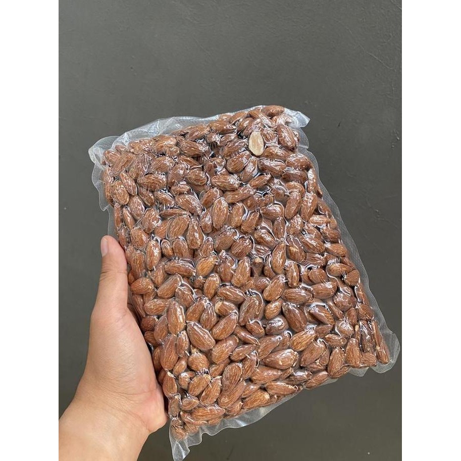 

Murah Kacang Almond Roasted / Almond Panggang 1Kg Kupas