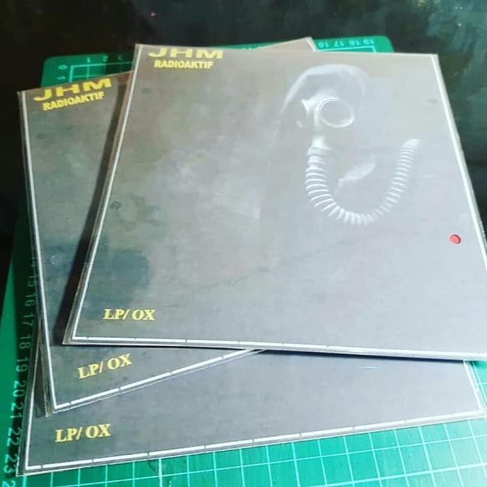 Karet Pingpong Bintik Jahanam Radioaktif