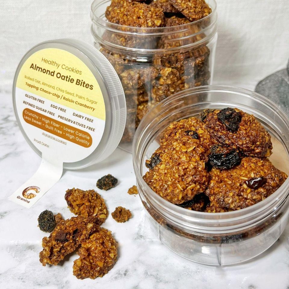 

Healthy Almond Cooie Bite Gluten Free Vegan Refined Ugar Free Crunchy Oat Cooie