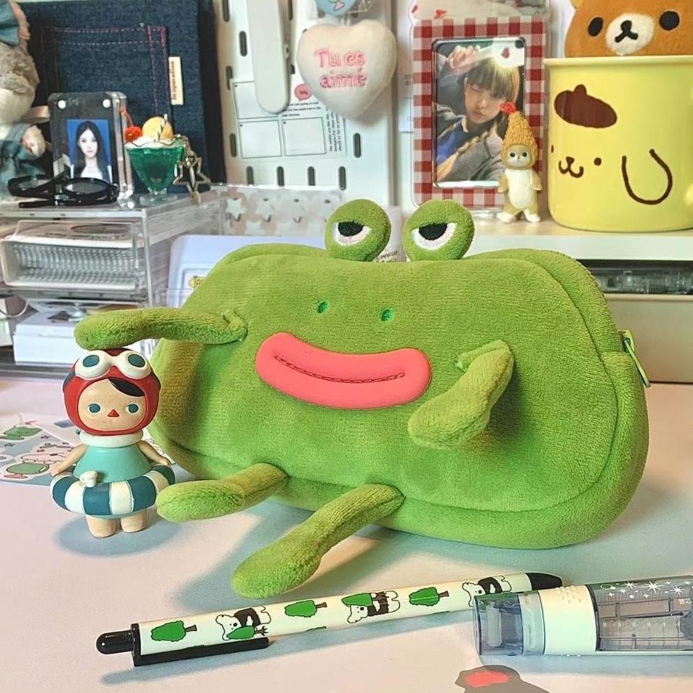 

Jpf-1015 ReadyTas Pensil Mewah Kotak Pena Mulut Sosis Kotak Pensil Hijau Tas Pensil Mewah Katak Pencil Cases Lucu Tas Pensil Penyimpanan Tas Pensil Baru Tas Pensil Pelajar Cases Large Capacity Pen Bag Student Stationery Organizer School Supplies Jpf-1015