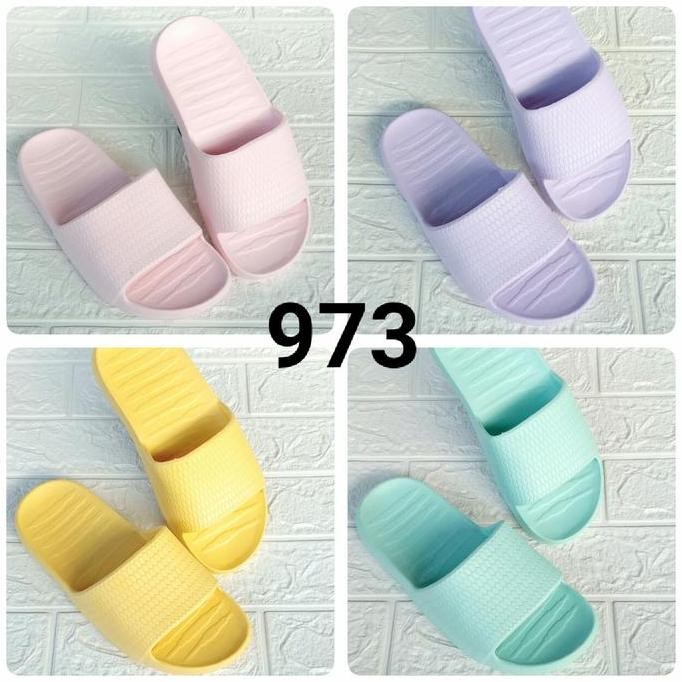 Sandal Rumah 36-40 Sendal Slop Kamar Mandi Wanita Lembut Model Miniso