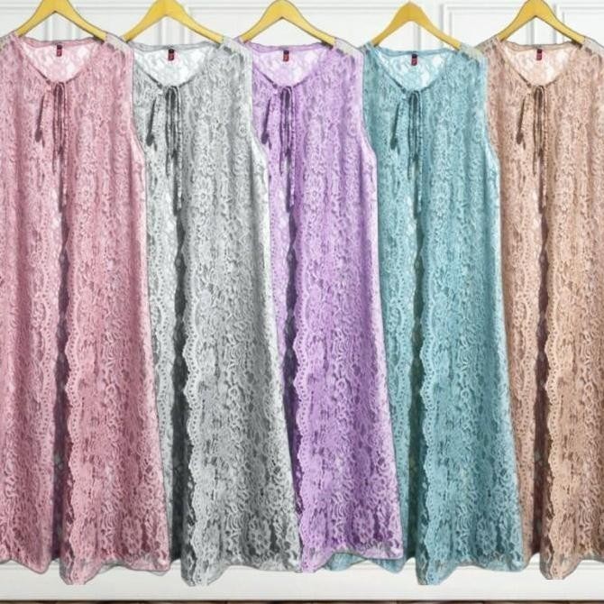 Outer Brukat Etnik Kondangan Premium Jumbo Panjang Kekinian Tanpa Lengan Bunga Timbul / Putih / Silv