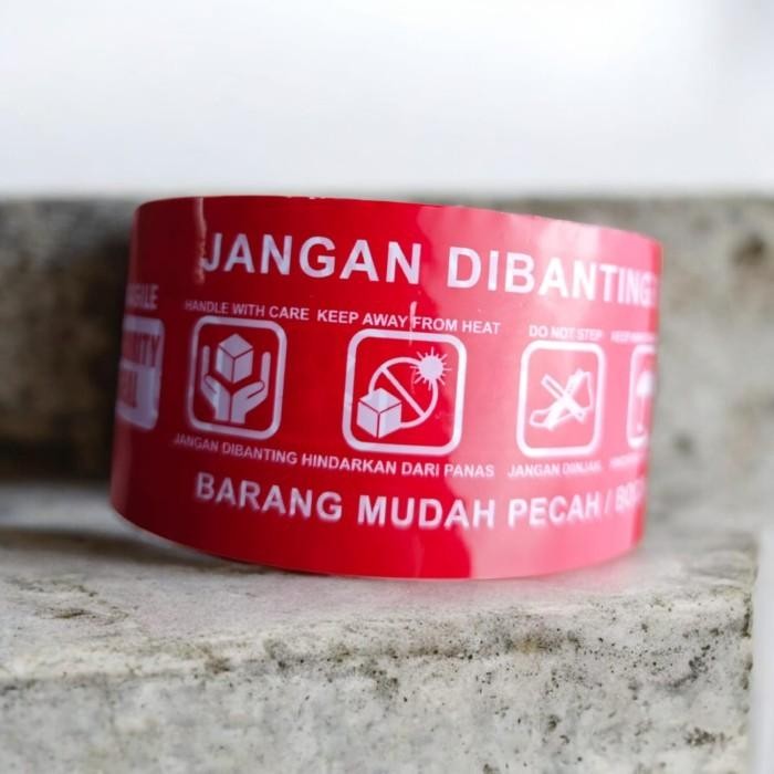 

Lakban Label Merah Fragile Security Seal Jangan Dibanting Barang Mudah Pecah Bocor Handle With Care Do Not Step Basah Hujan Hati Warning Unboxing Muscle 2 Inch 48 Mm 50 Yard