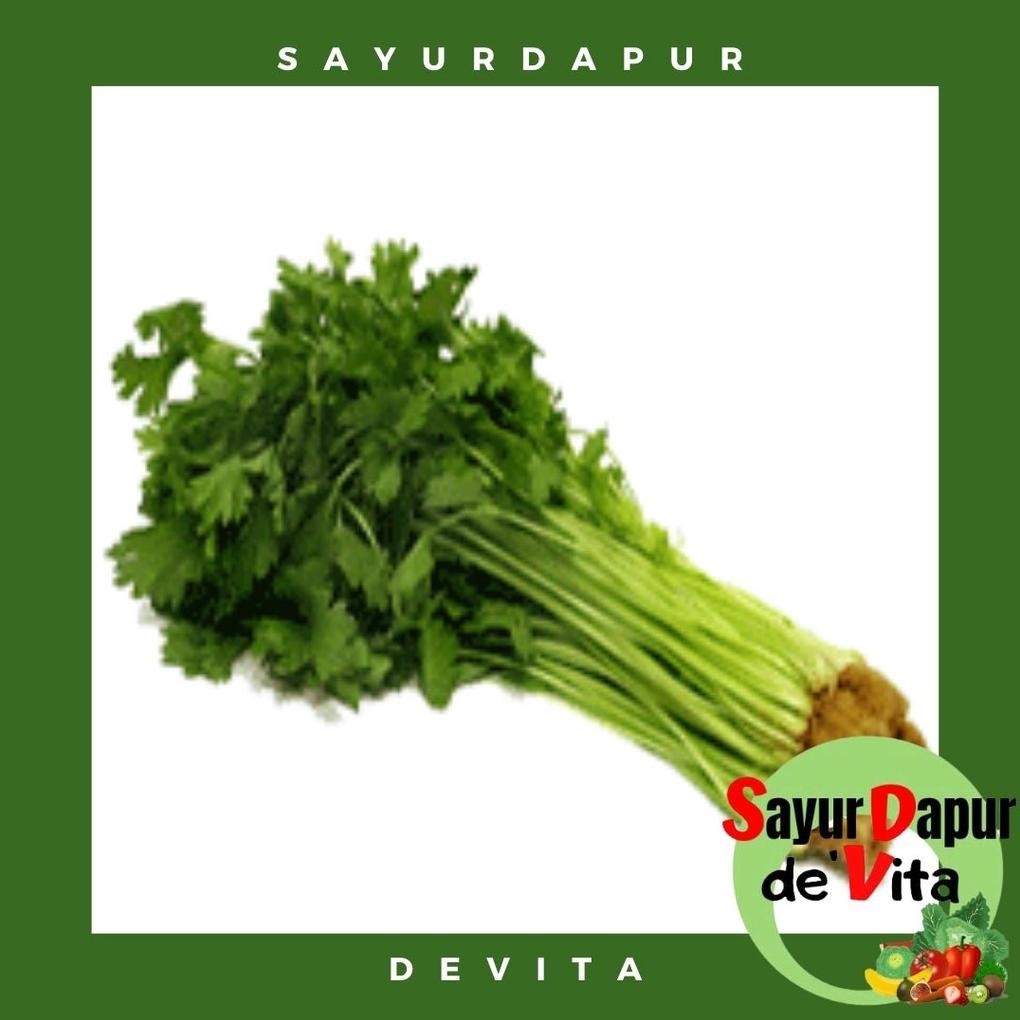 

Tahan Lama Daun Seledri Hijau, Segar, Per Ikat