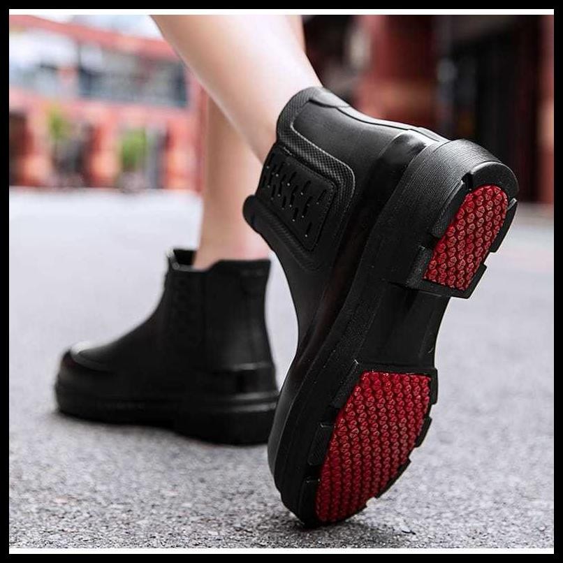 WAKO SEPATU KITCHEN CHEF SHOES ANTI SLIP 9091