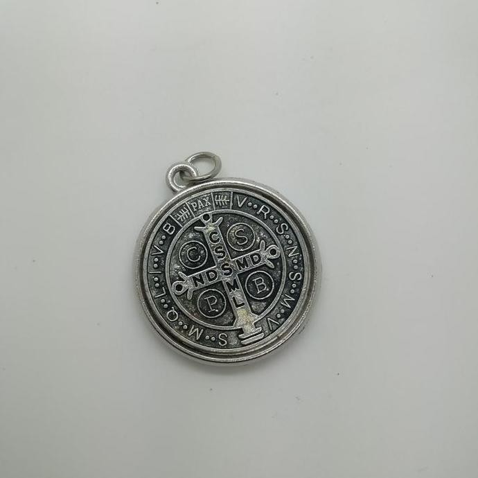 

Medali Santo Benediktus - Diameter 3,2 cm (Full Silver Color) HM