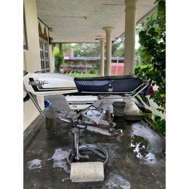 BODY SET RANGKA GL 100 REPRO FUL TATANAN [BISA REQUEST WARNA]