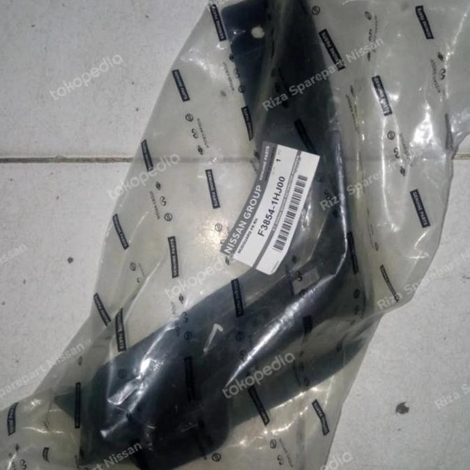 . Mud Guard Mudguard Karpet Lumpur Nissan March Original