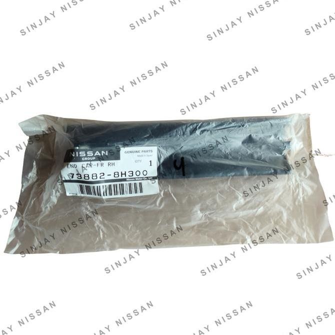 COVER ROOF RACK DEPAN KANAN / END CAP FR RH NISSAN XTRAIL T30 73882-8H300 100% GENUINE NISSAN Kualit