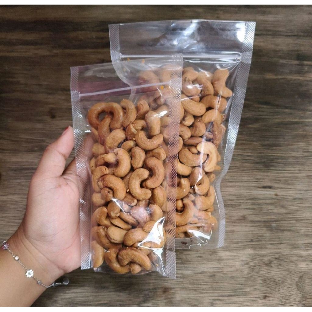 

Kacang Mete Gurih Madura Dengan Berbagai Pilihan Kemasan dan Rasa