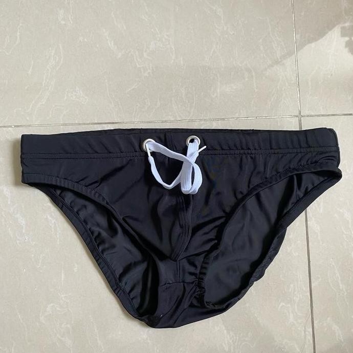 ''Terlaris" Celana Renang Pria Segitiga Murah