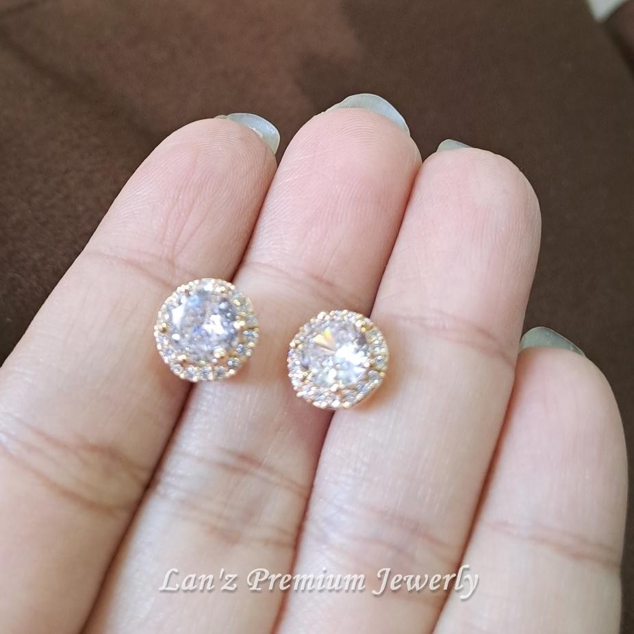 Anting Tusuk Solitare Bulat Kristal Titanium 18K Emas