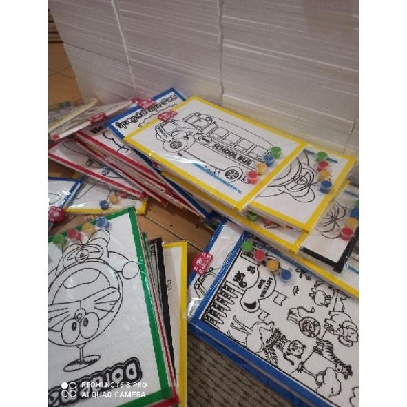 

Paket mewarnai anak anak uk 25x35 lengkap 10 set AST