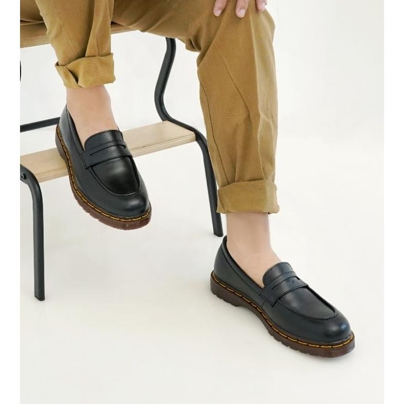 Sepatu Pantofel Pria Sepatu Slip On Pria Sepatu Penny Loafer Docmart Sepatu Kerja Pria Keren Sepatu 