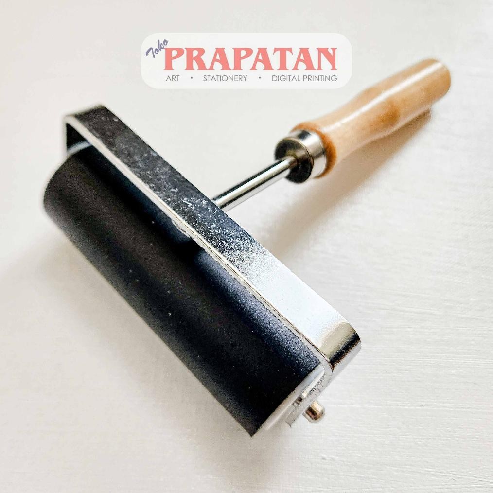 

Rubber Roll Besi 10cm Wood Handle 710 | Roll Lino AST