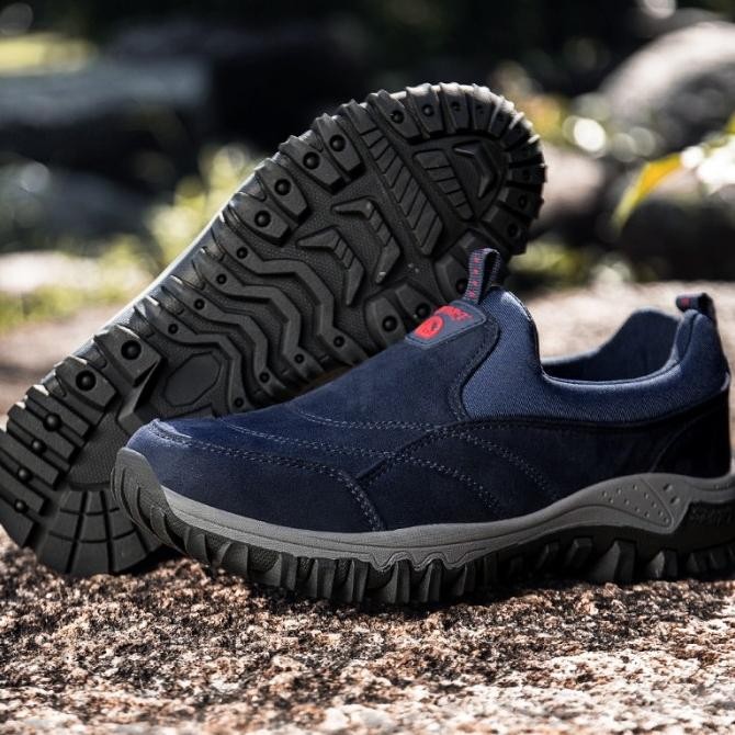 Tersedia Sepatu Hiking Pria Mendaki Gunung Outdoor Olahraga Tanpa Tali Slip On