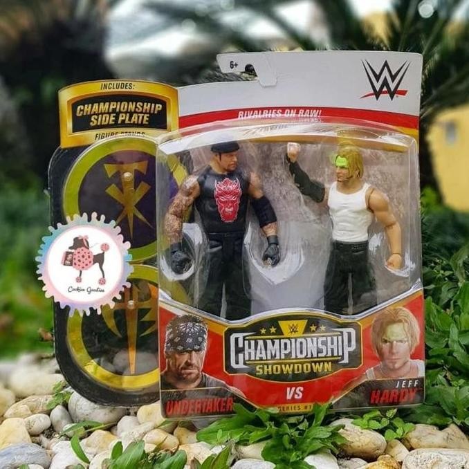 WWE Championship Showdown Action Figures - Undertaker vs Jeff Hardy