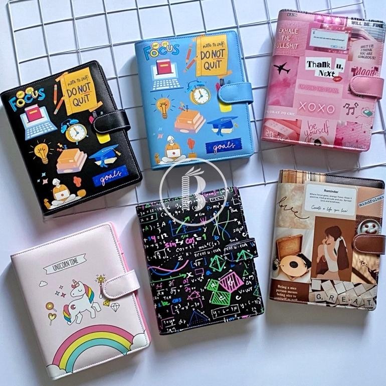 

Bindermu READY Binder NEW 04 Printing Motif Aesthetic Quotes Unicorn Kartun KPOP Doraemon Stitch Bahan Kulit Anti Air 20ring A5 26ring B5 6ring A6