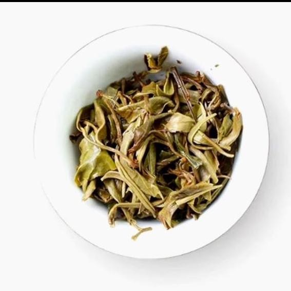 

Yunnan Puerh Raw Tea Jingmai Mountain Spring Tea 357Gr - Teh Puer Maison Auratea