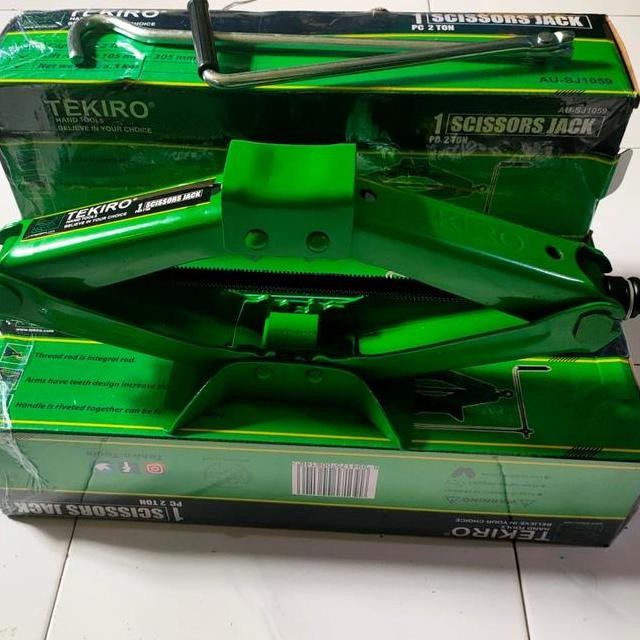 Dongkrak Jembatan Ulir Tekiro 2 Ton Dongkrak Mobil Tekiro