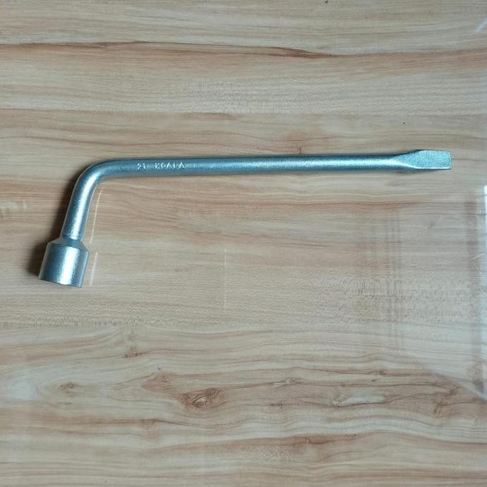 kunci roda mobil 21mm