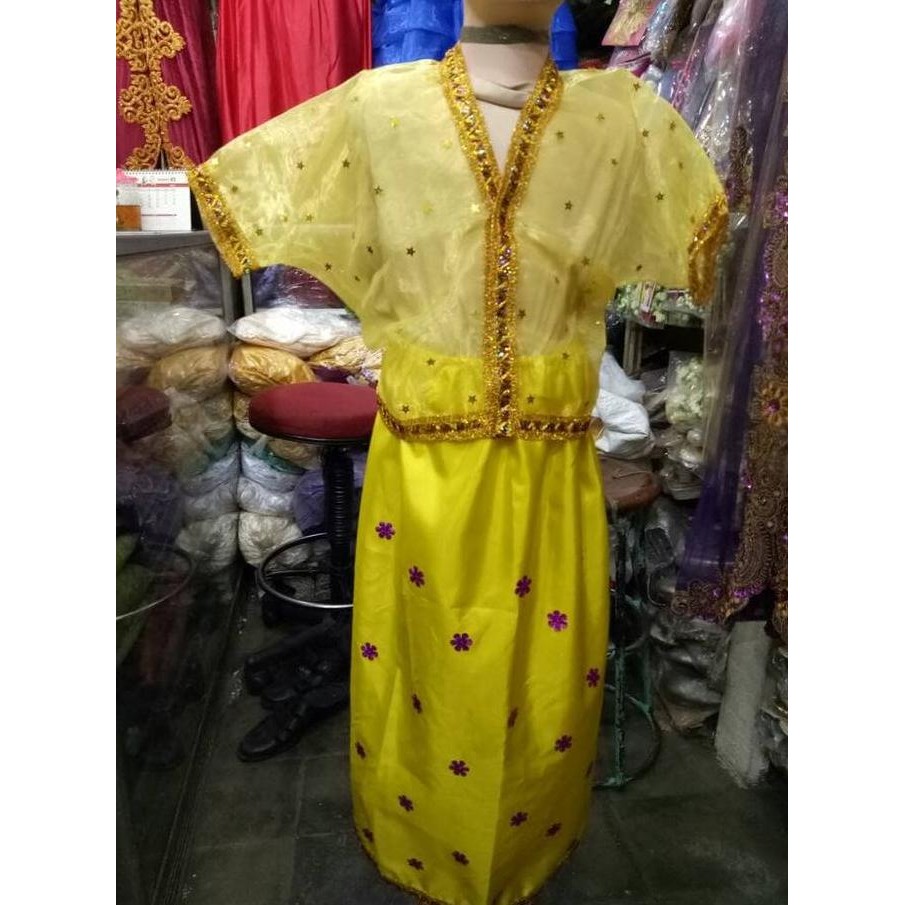 Baju Adat Makasar