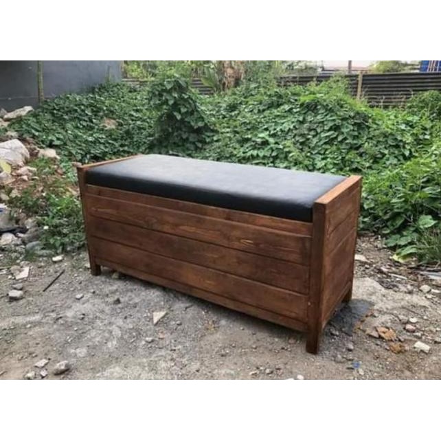 Rak Sepatu Kayu Jati Tertutup Minimalis Sekalus Bangku Multifungsi