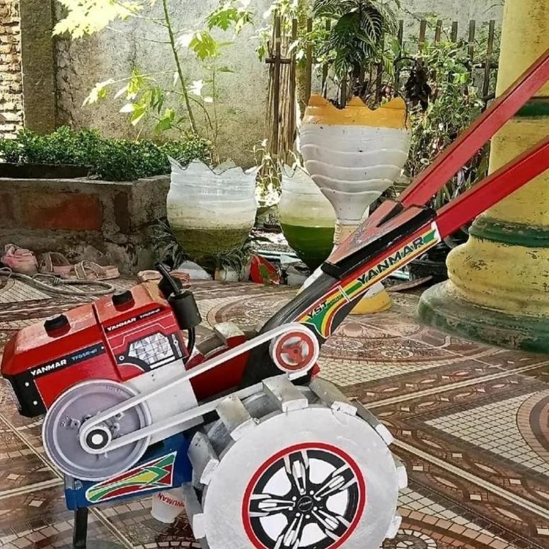 Ds_12 Mainan Anak Miniatur Traktor Sawah / Traktor Oleng / Traktor Bajak Sawah Un04