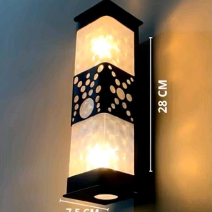 Terlaris lampu hias dinding outdoor ukir lampu teras lampu kamar tidur Hitam Pvc Bohlam Minimalis SA