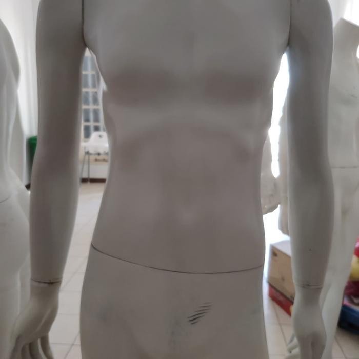 Patung Laki Manekin Cowok Bekas Original Dan Terpercaya