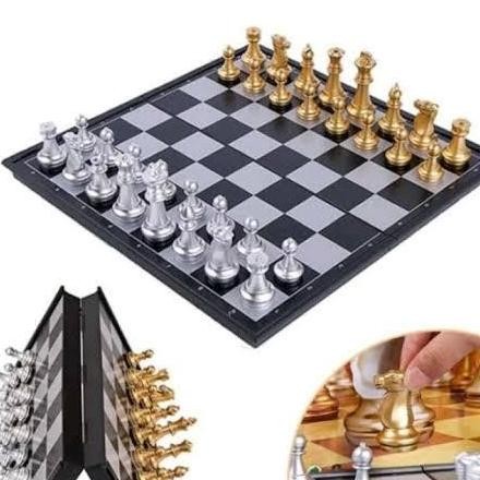 Catur Magnet Gold Emas Version