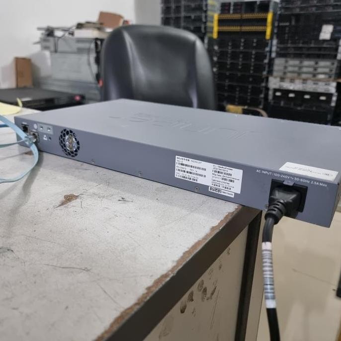 Juniper Ex2300-24T 24 Port Gigabit + 4 Sfp+ 10G Switch Managable New Stok