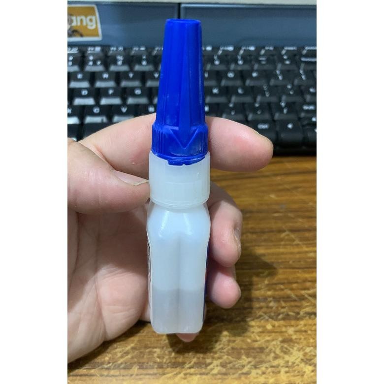

JH8 Lem Super Glue Serbaguna Cairan Super Perekat Kuat 20gr untuk sepatu 100% ORIGINAL