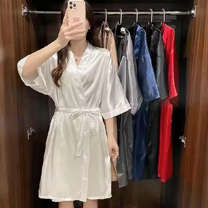 Kimono Tidur Sexy Bahan Satin Model Kimono Polos Co