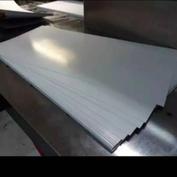 

JH8 Kertas art carton 260 gsm A4 isi 50 lembar