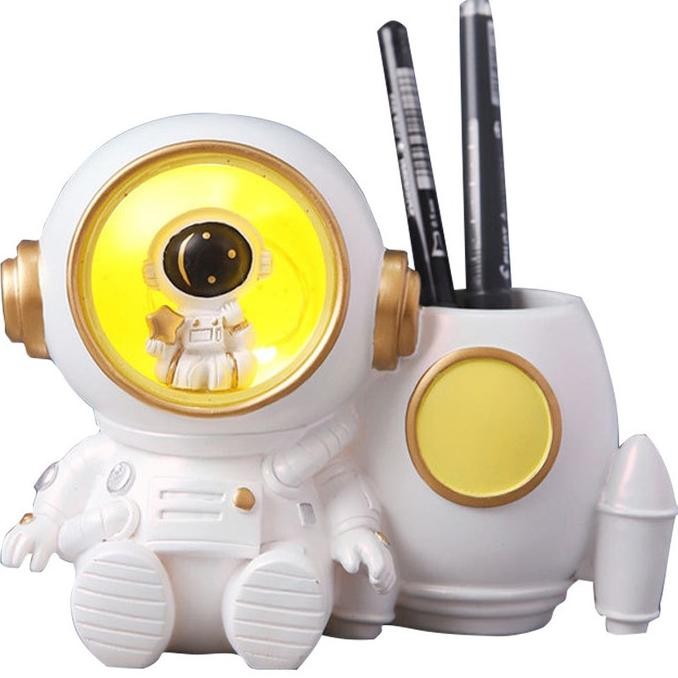 

Produk Baru!! Tempat Pulpen Meja dengan Lampu Tidur Custom Nama Kado Ulang Tahun