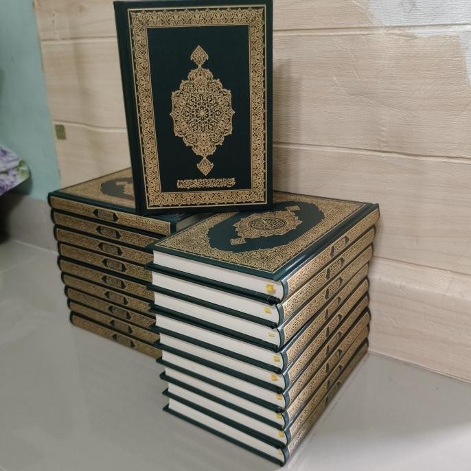 

Al-quran Madinah/Mushaf Madinah - Ukuran 2014 cm - Asli Saudi !! HDM
