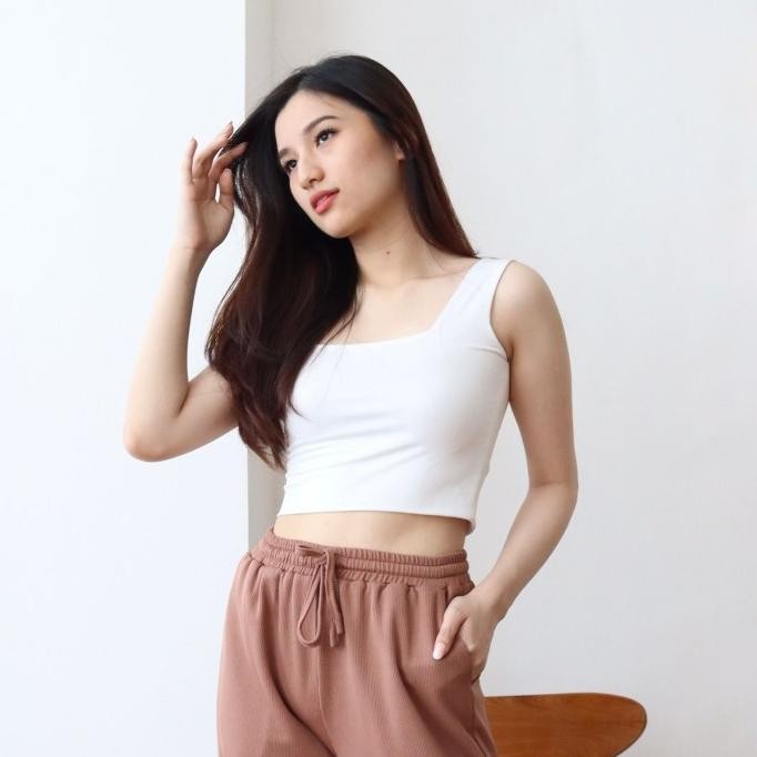 TANKTOP SQUARE CROP