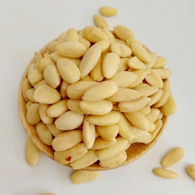 

roasted almond blanced 250gram / almond utuh panggang tanpa kulit termurah