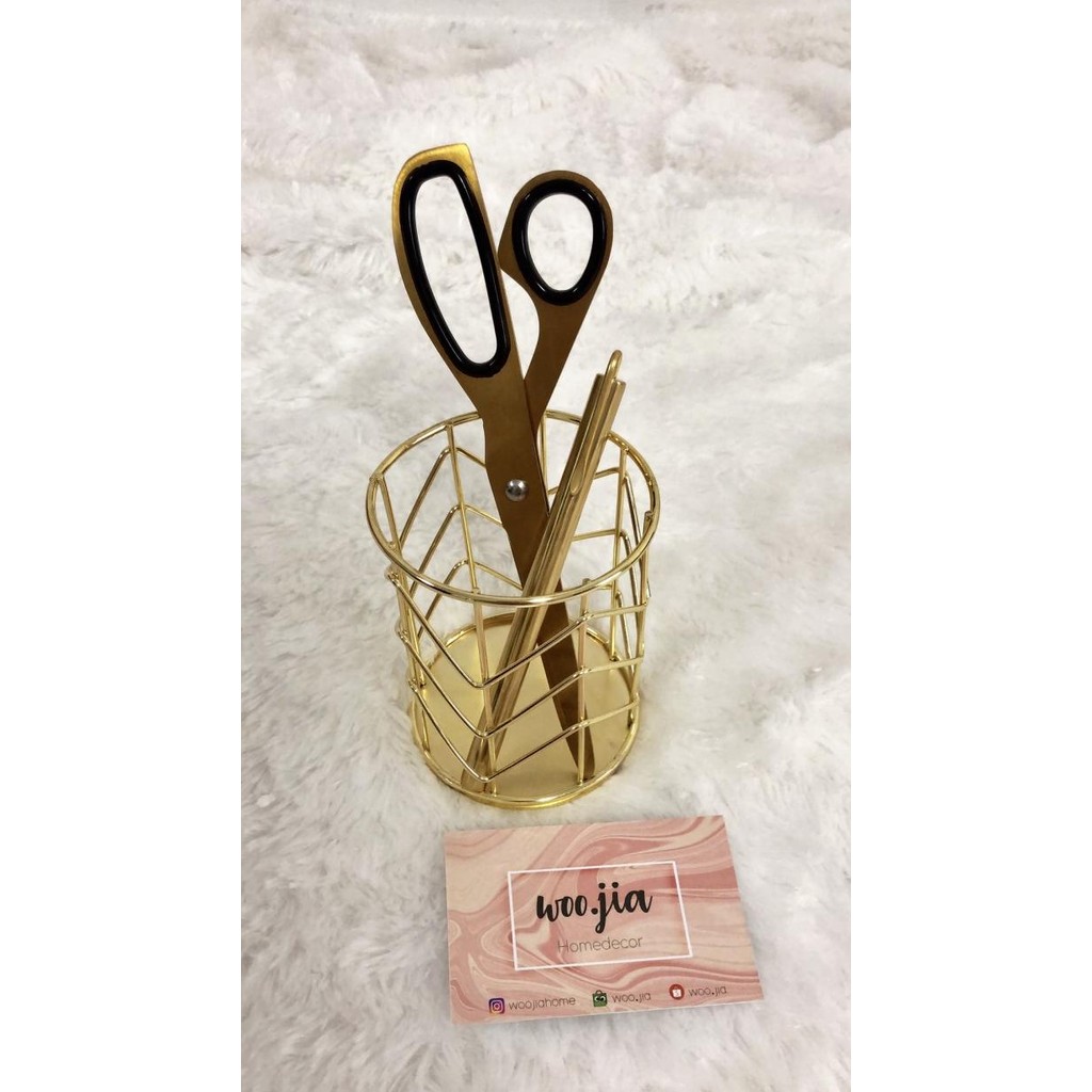 

Pulpen Unik Emas Pen High Class , Elegan Stok Terbatas