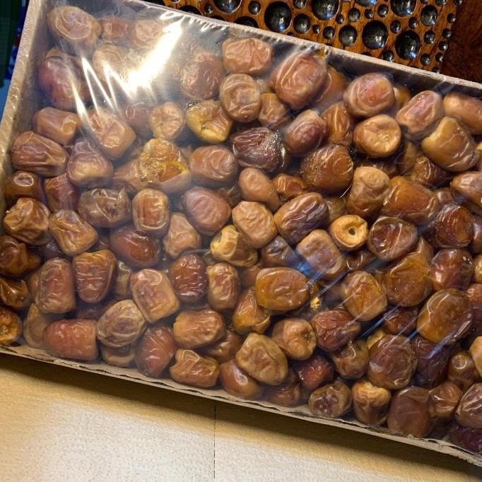 

Best Kurma Raja Sukary Galaxy Basah Madinah 0.5 Kg Murah Kurma Sukari Bestt Quality